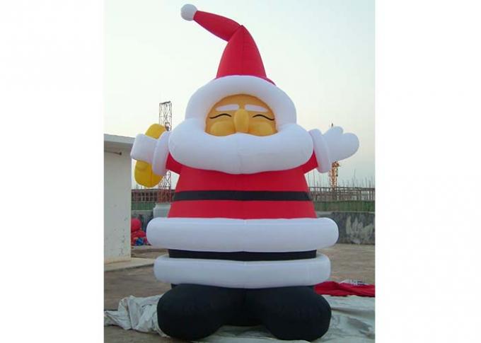 Productos inflables lindos al aire libre Papá Noel de la publicidad que hace publicidad de Claus