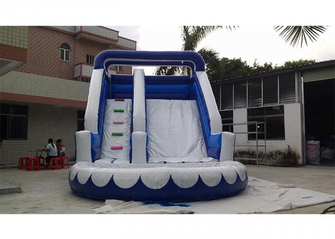 Pequeño tobogán acuático inflable comercial azul, tobogán acuático iInflatable del PVC con la piscina