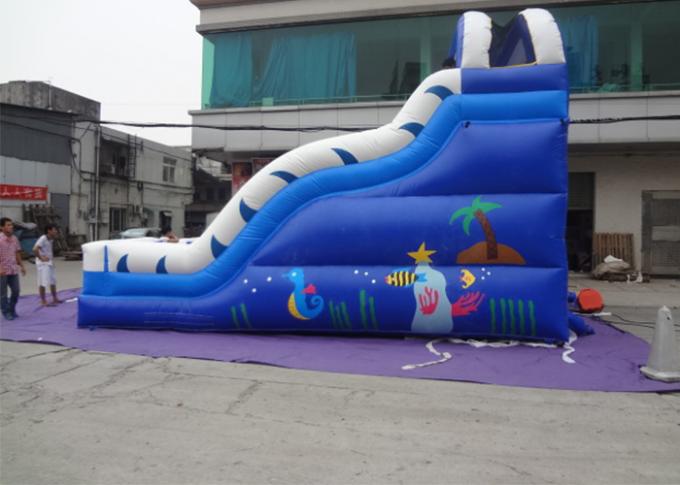 tobogán acuático inflable gigante azul de Commercia del patio de los adultos y de los niños del PVC de 0.55m m para el partido