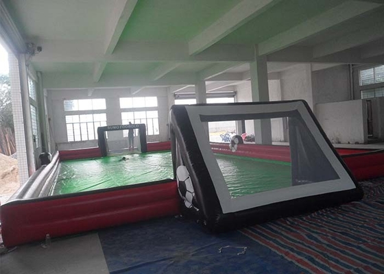 China Cree los juegos inflables al aire libre impermeables de los deportes para requisitos particulares para el campo de fútbol proveedor