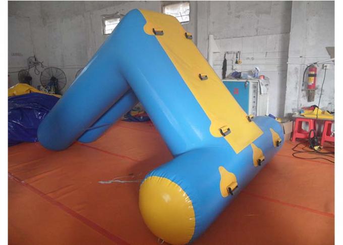 El PVC/TPU modificó la bola de balanceo para requisitos particulares inflable de los juguetes del agua con longevidad/fuerza