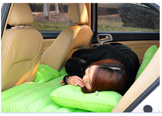 China Cama de coche inflable móvil verde impermeable sin los olores químicos/el llevar conveniente proveedor
